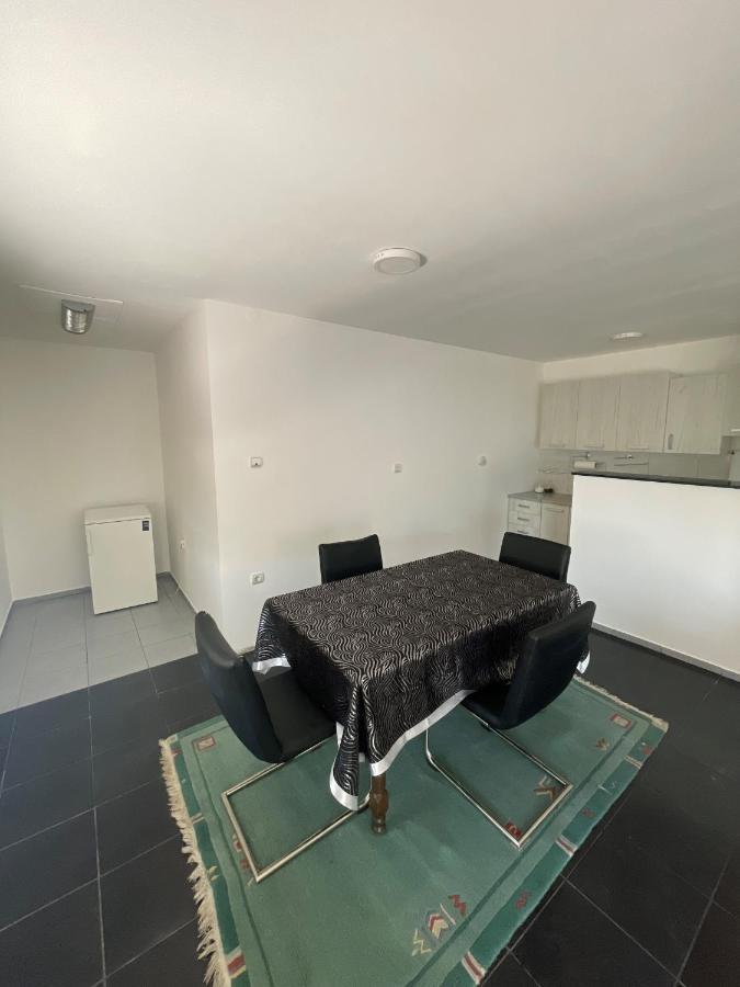 Vulsa Apartmani Kladovo Exterior foto
