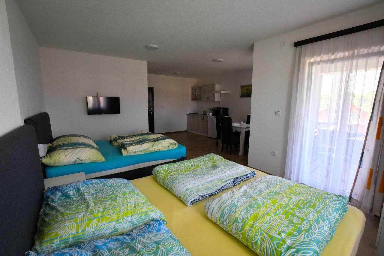Vulsa Apartmani Kladovo Exterior foto