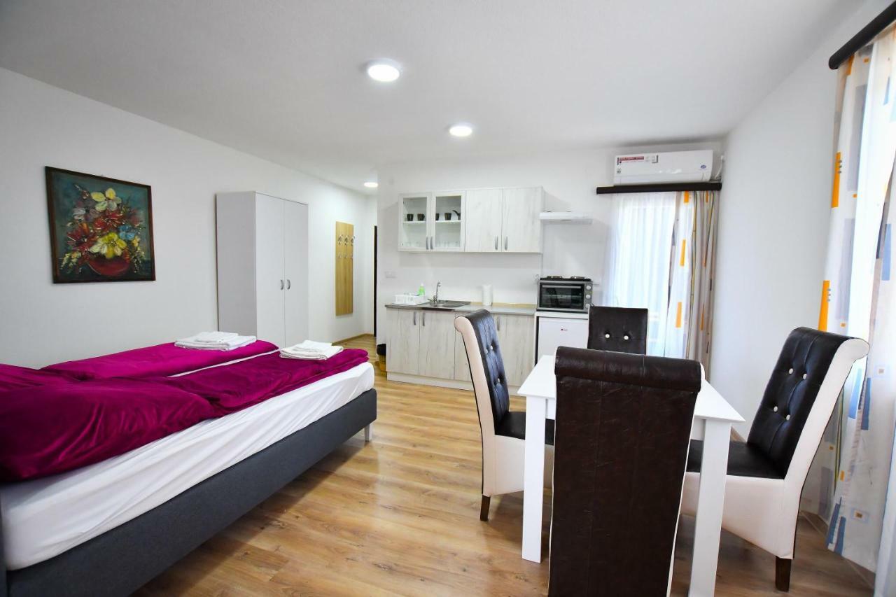 Vulsa Apartmani Kladovo Exterior foto